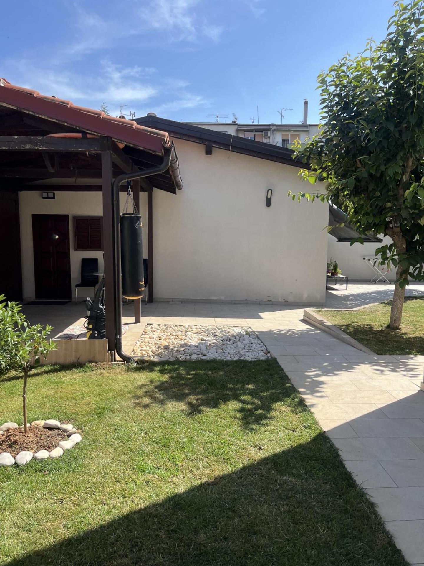 Small House Nea In City Center-With Free Parking Pula Exterior foto