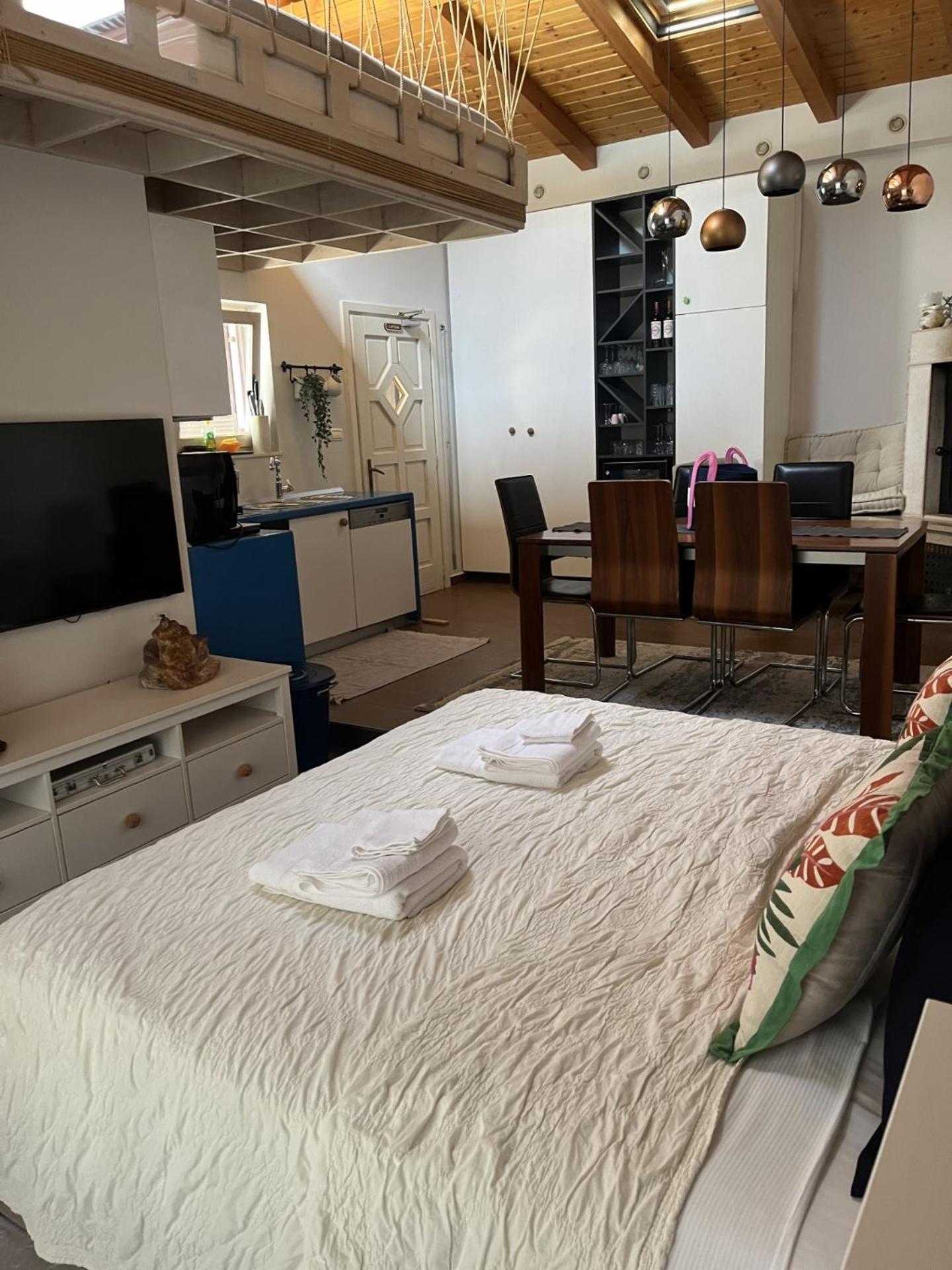Small House Nea In City Center-With Free Parking Pula Exterior foto
